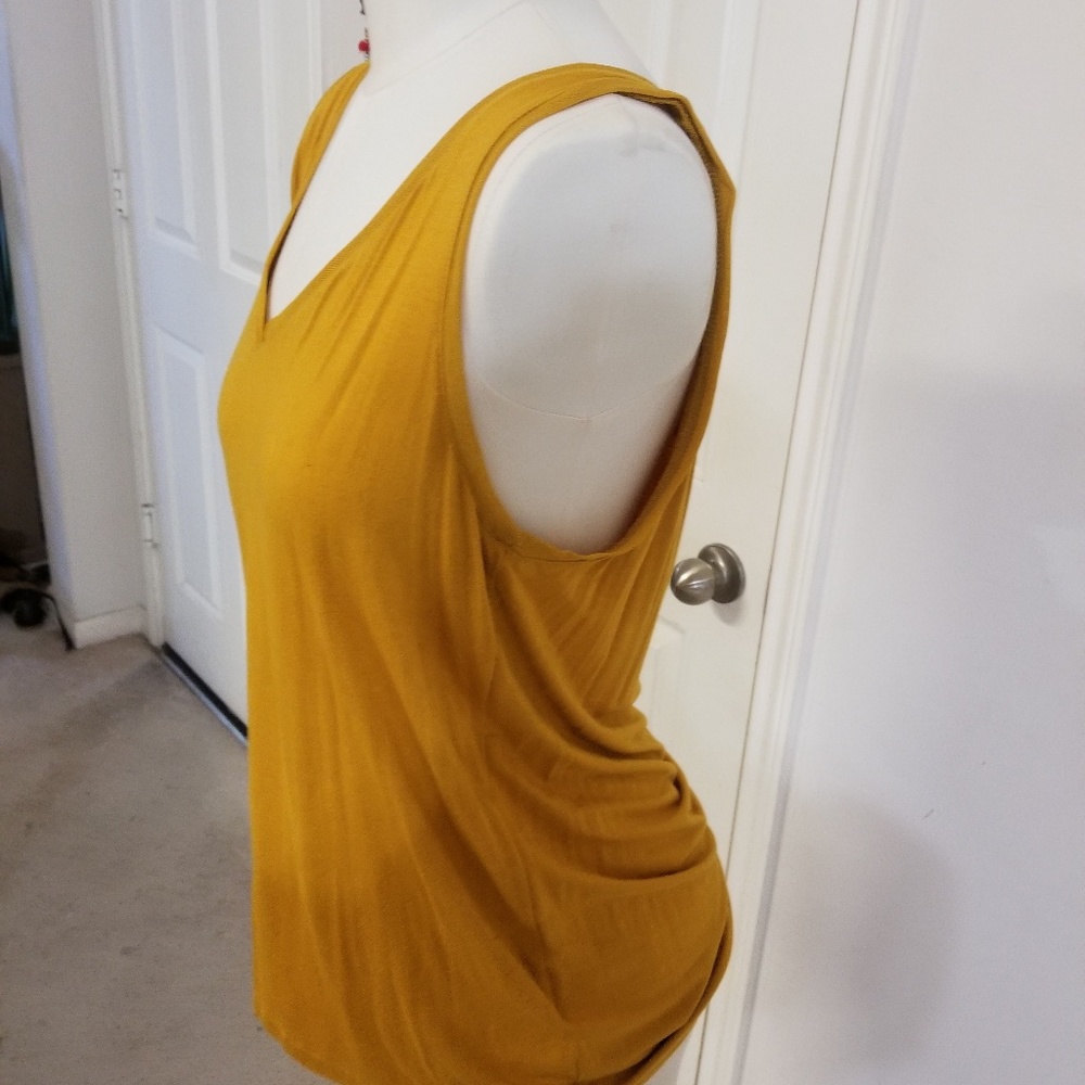 Tank Top - Picture 2 of 4
